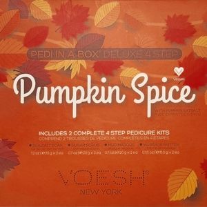 VOESH Pumpkin Spice Pedi in a Box